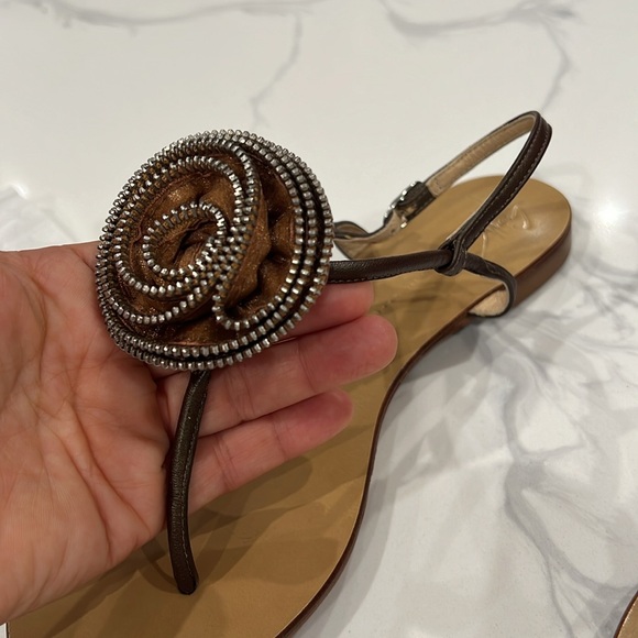 GIUSEPPEZANOTTI.COM

Giuseppe Zanotti sandals very good condition. - Picture 4 of 9